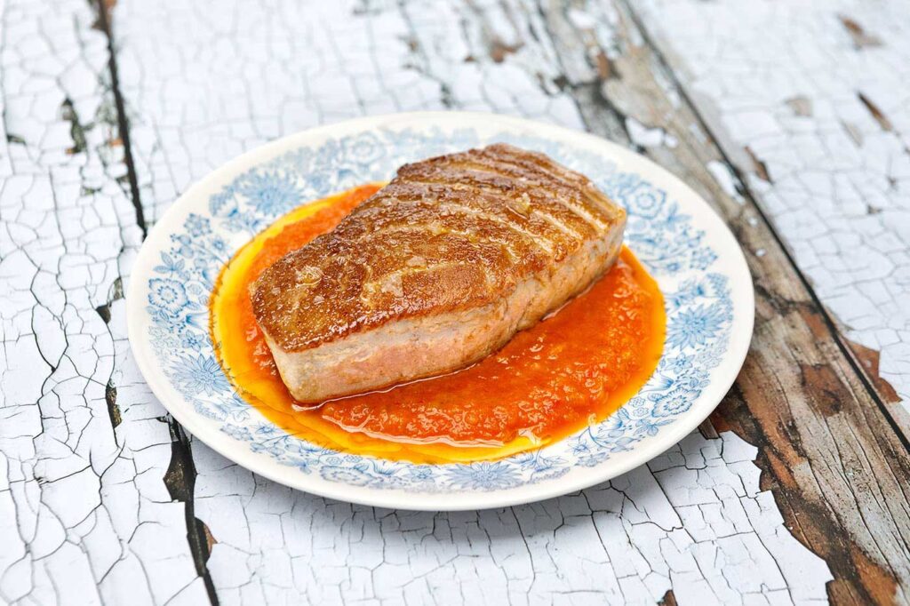 Atun con Tomate